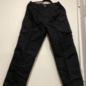 5.11 tactical man pants size 30X30